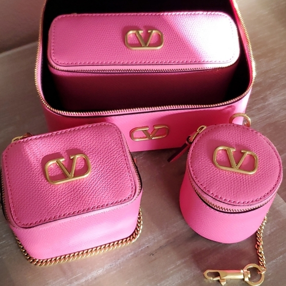 Brand New VALENTINO GARAVANI Vanity bag top handle -Rectangle zipper Vanity Case - Picture 10 of 10